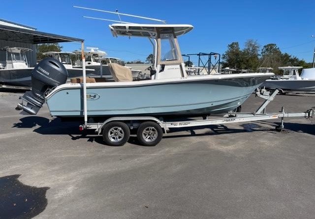 Sea Ray hunt ultra 211