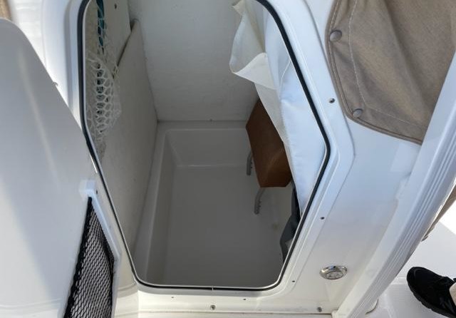 Sea Ray hunt ultra 211