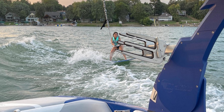 Malibu Wakesetter 23 LSV