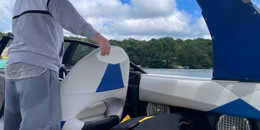 Malibu Wakesetter 23 LSV