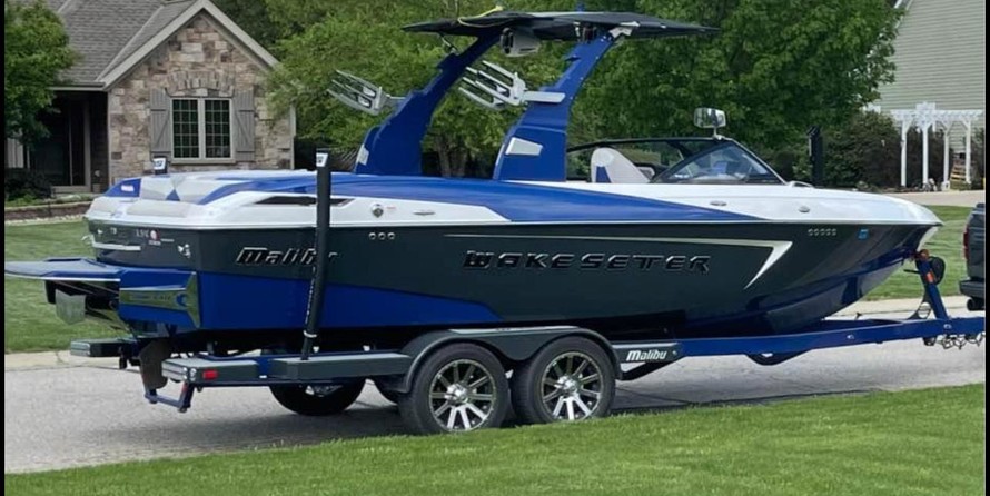 Malibu Wakesetter 23 LSV