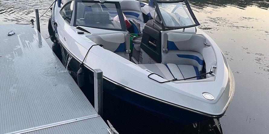 Malibu Wakesetter 23 LSV