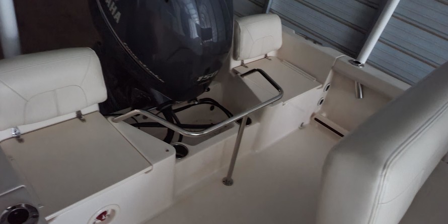 Grady-White Fisherman 180