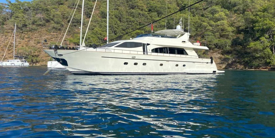 Falcon Yachts 86