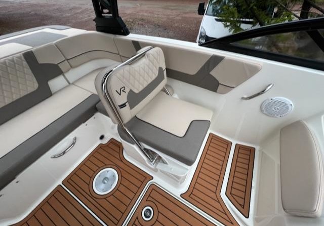 Bayliner VR5 BOWRIDER