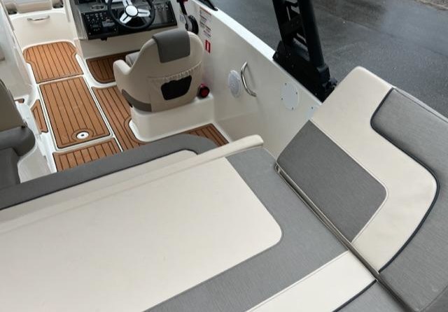 Bayliner VR5 BOWRIDER