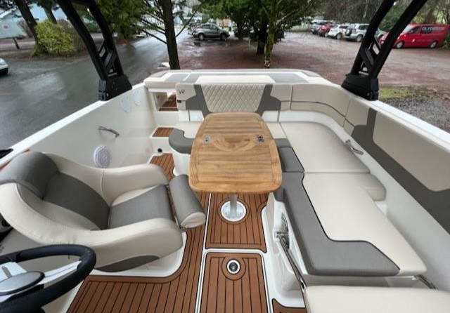 Bayliner VR5 BOWRIDER