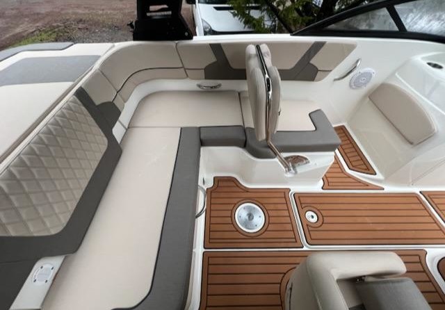 Bayliner VR5 BOWRIDER