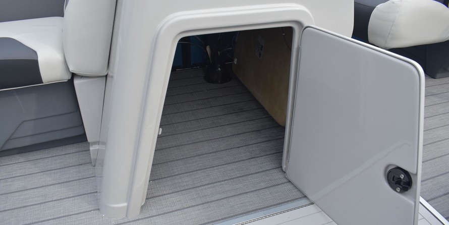 Sunchaser Boats Geneva Sport 24 LR DH Sport