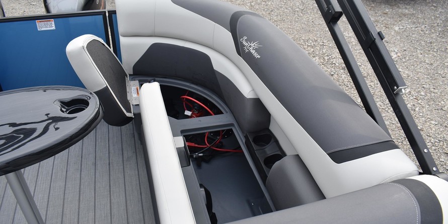 Sunchaser Boats Geneva Sport 24 LR DH Sport