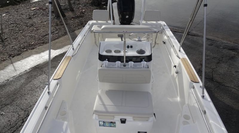 Boston Whaler 170 Montauk