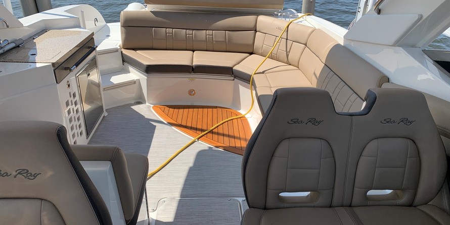 Sea Ray 350 SLX