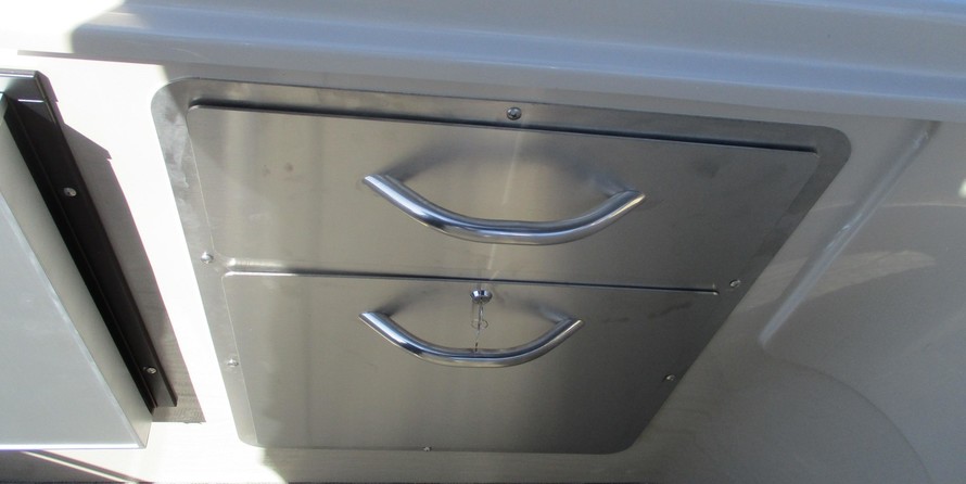 Premier Pontoons Grand Entertainer