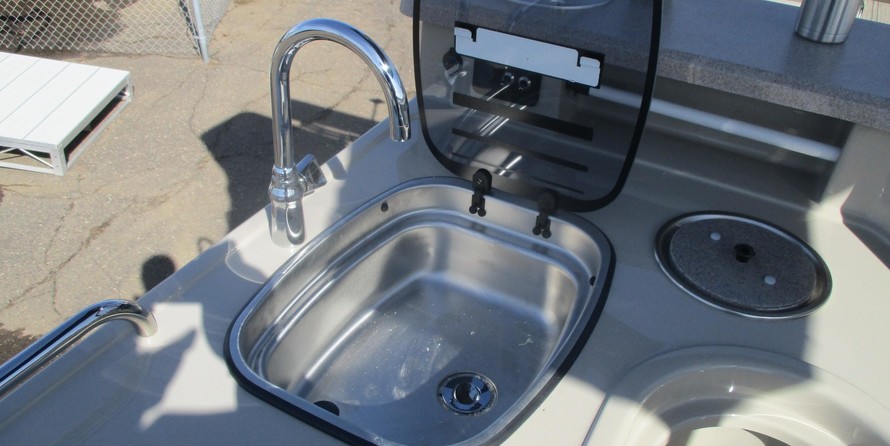 Premier Pontoons Grand Entertainer