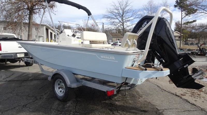 Boston Whaler 170 Montauk