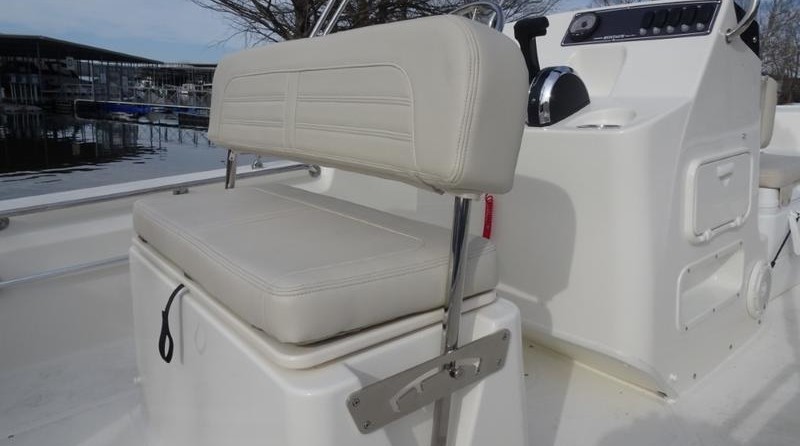 Boston Whaler 170 Montauk