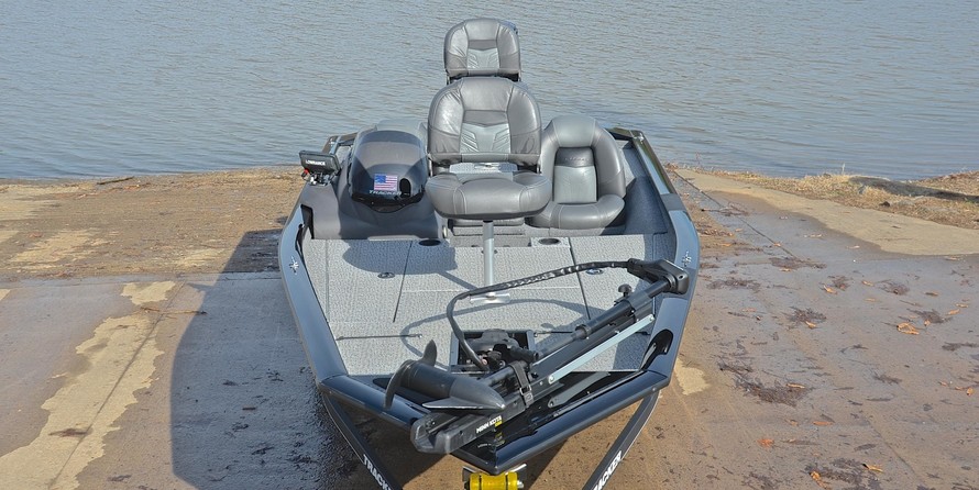 Tracker Pro Team 175 TXW