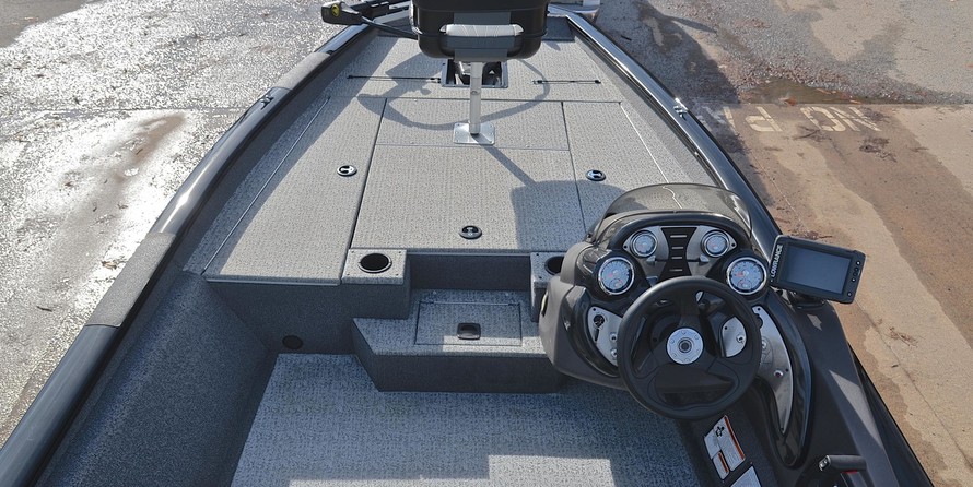 Tracker Pro Team 175 TXW