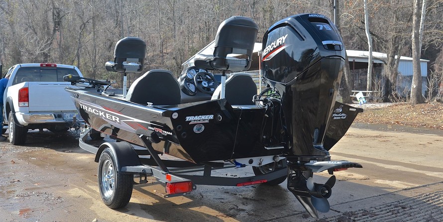 Tracker Pro Team 175 TXW