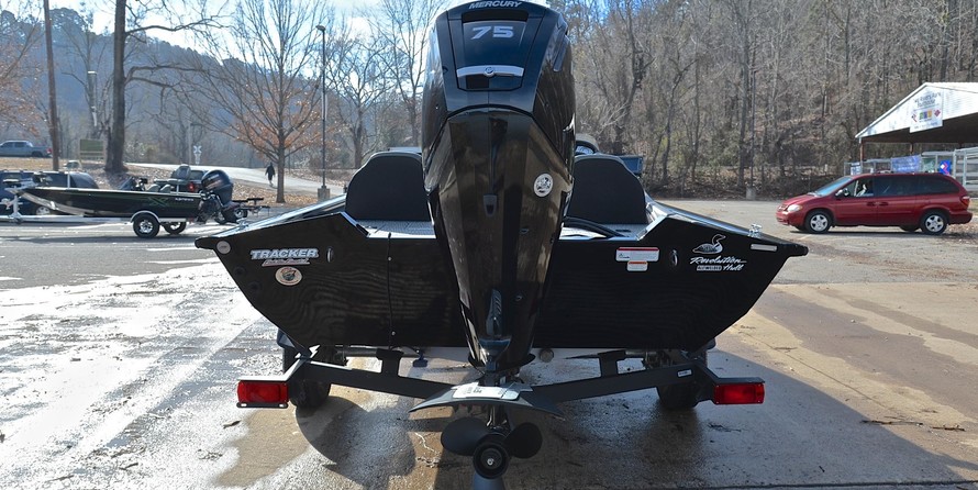 Tracker Pro Team 175 TXW