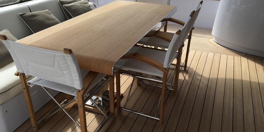 AMER YACHTS 94