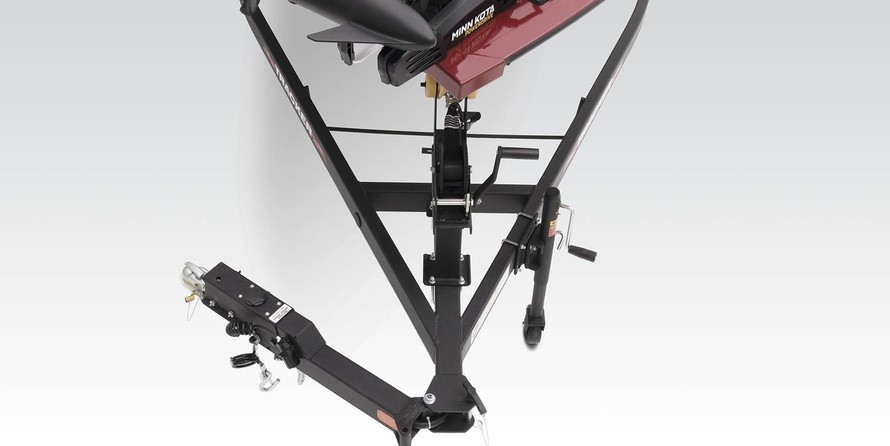 Tracker Targa V-18 WT