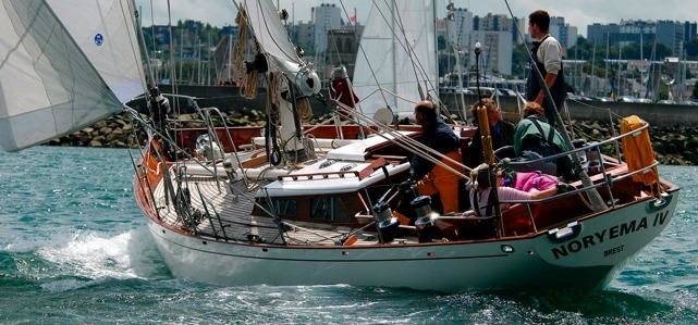 Camper & nicholsons 44 sloop