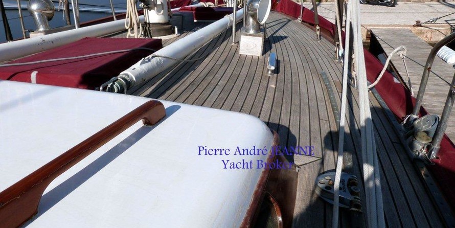 Camper & nicholsons 44 sloop