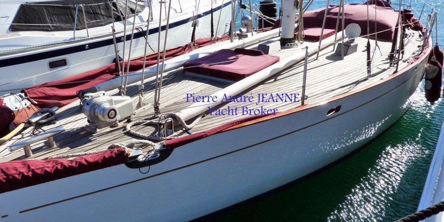 Camper & nicholsons 44 sloop