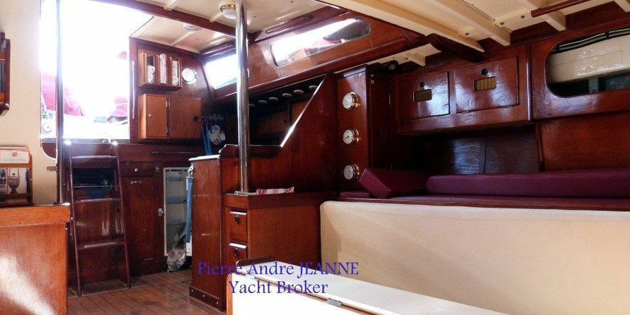 Camper & nicholsons 44 sloop