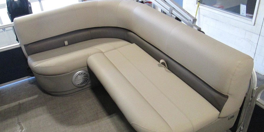 Sun Tracker Bass Buggy 16 DLX ET