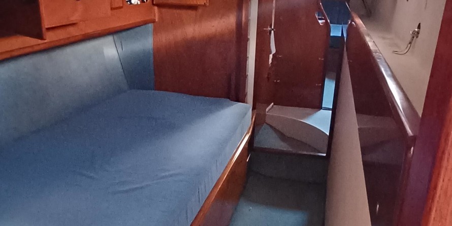 Amel Super Maramu 2000