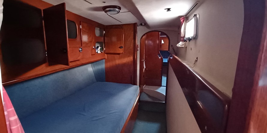 Amel Super Maramu 2000