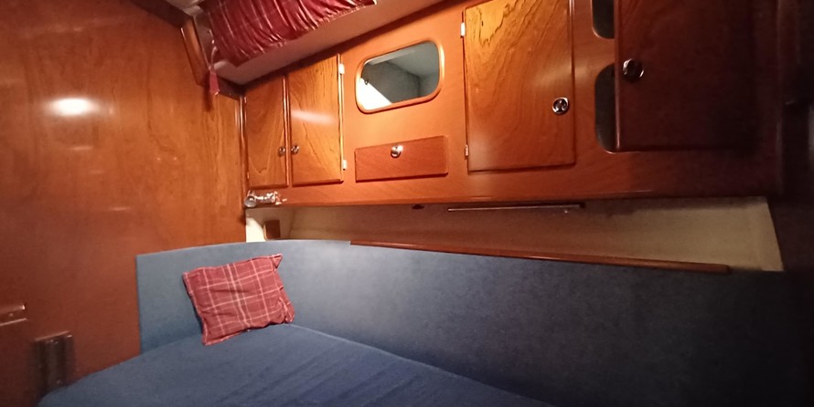 Amel Super Maramu 2000