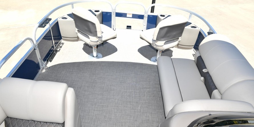 Sun Tracker Fishin Barge 20 DLX