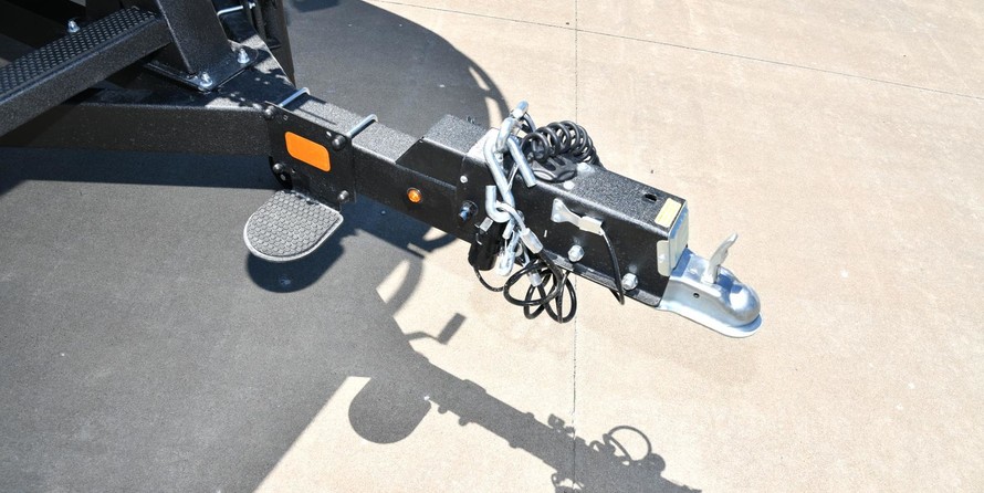 Sun Tracker Fishin Barge 20 DLX