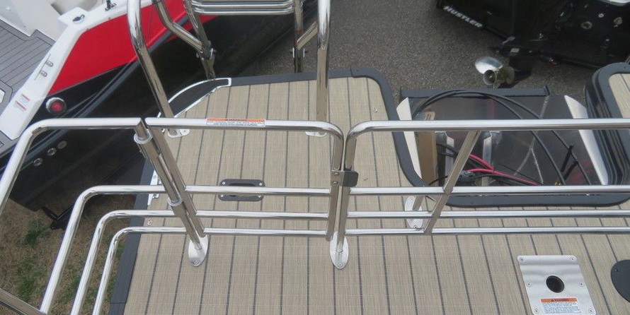 Starcraft Marine SLS 3