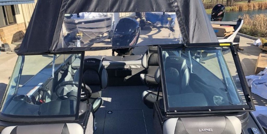 Lund Boats 1875 Crossover XS