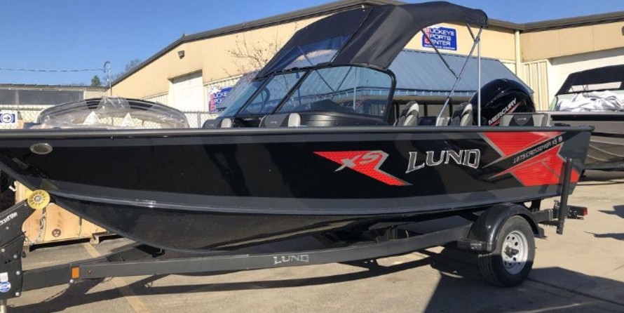 Lund Boats 1875 Crossover XS