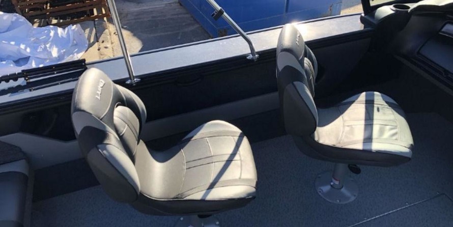 Lund Boats 1875 Crossover XS