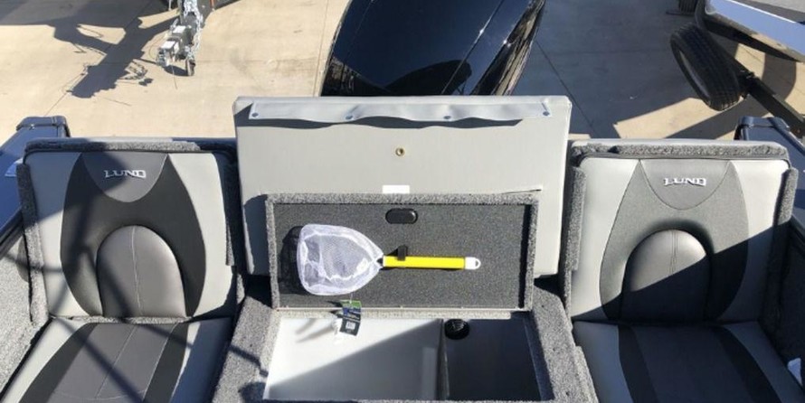 Lund Boats 1875 Crossover XS