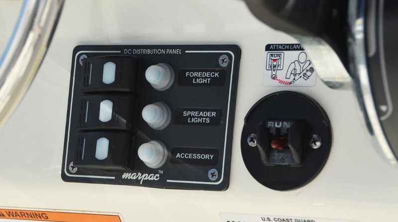 Boston Whaler 190 Montauk