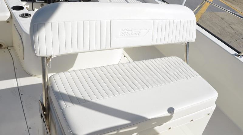 Boston Whaler 190 Montauk