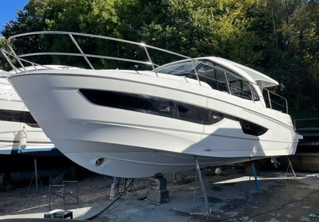 Beneteau Antarès 11