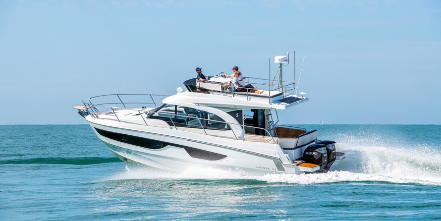Beneteau Antares 11 OB