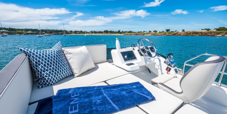 Beneteau Antares 11 OB