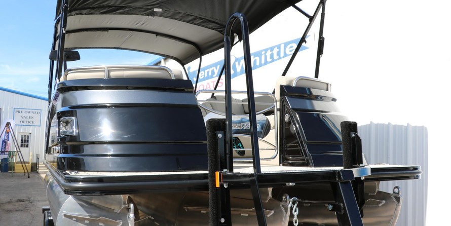 60 x 16 tri-toon passenger vessel