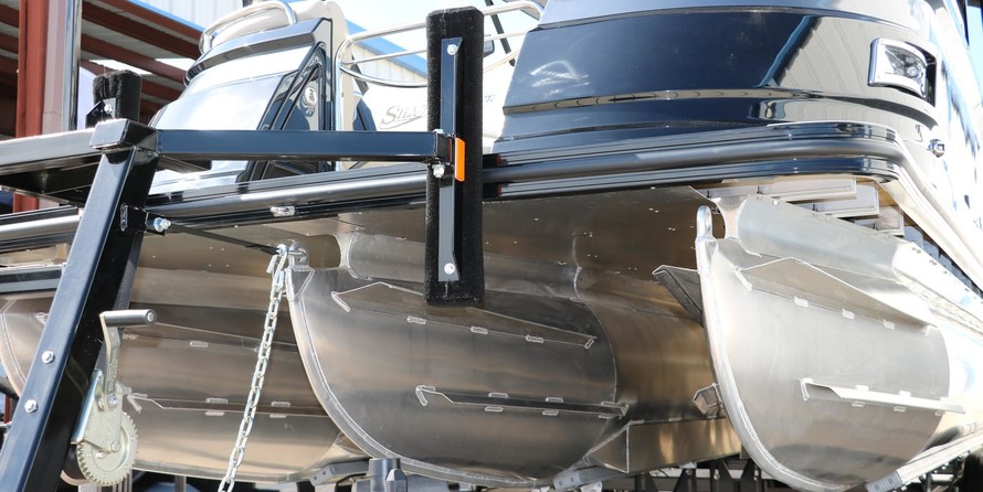 60 x 16 tri-toon passenger vessel