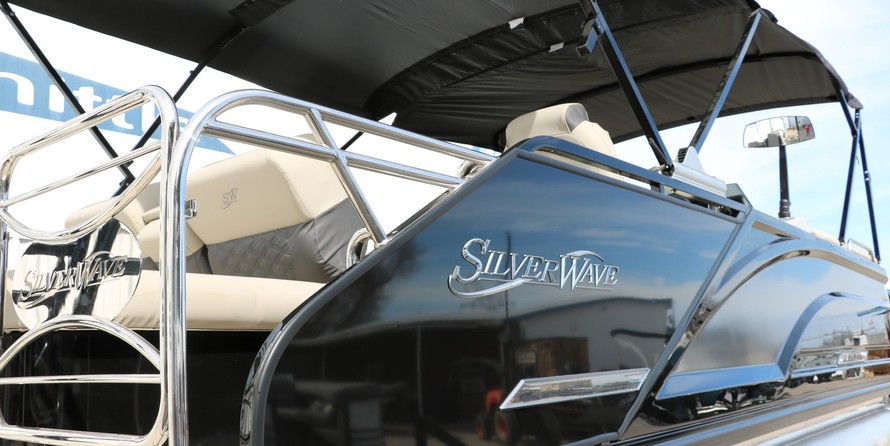 60 x 16 tri-toon passenger vessel