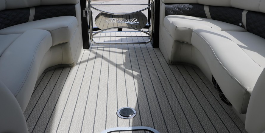 60 x 16 tri-toon passenger vessel